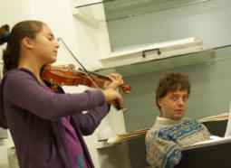 Anna e Alfredo Castellani in concerto nello studio di via Saluzzo